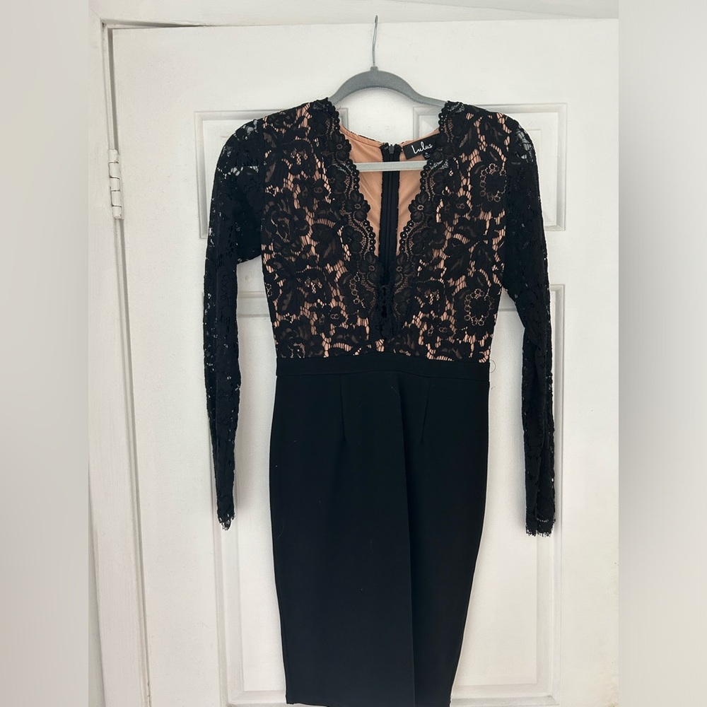 Lace v neck dress